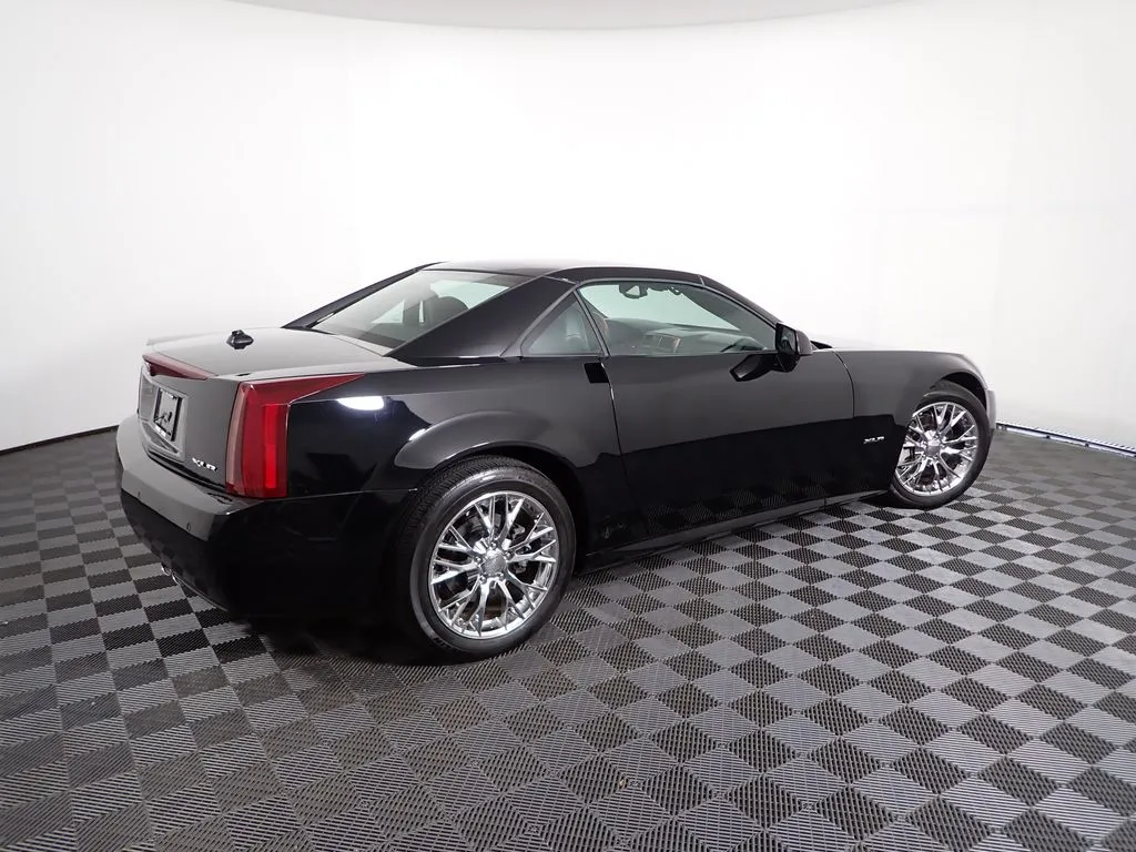 Cadillac XLR photo 15