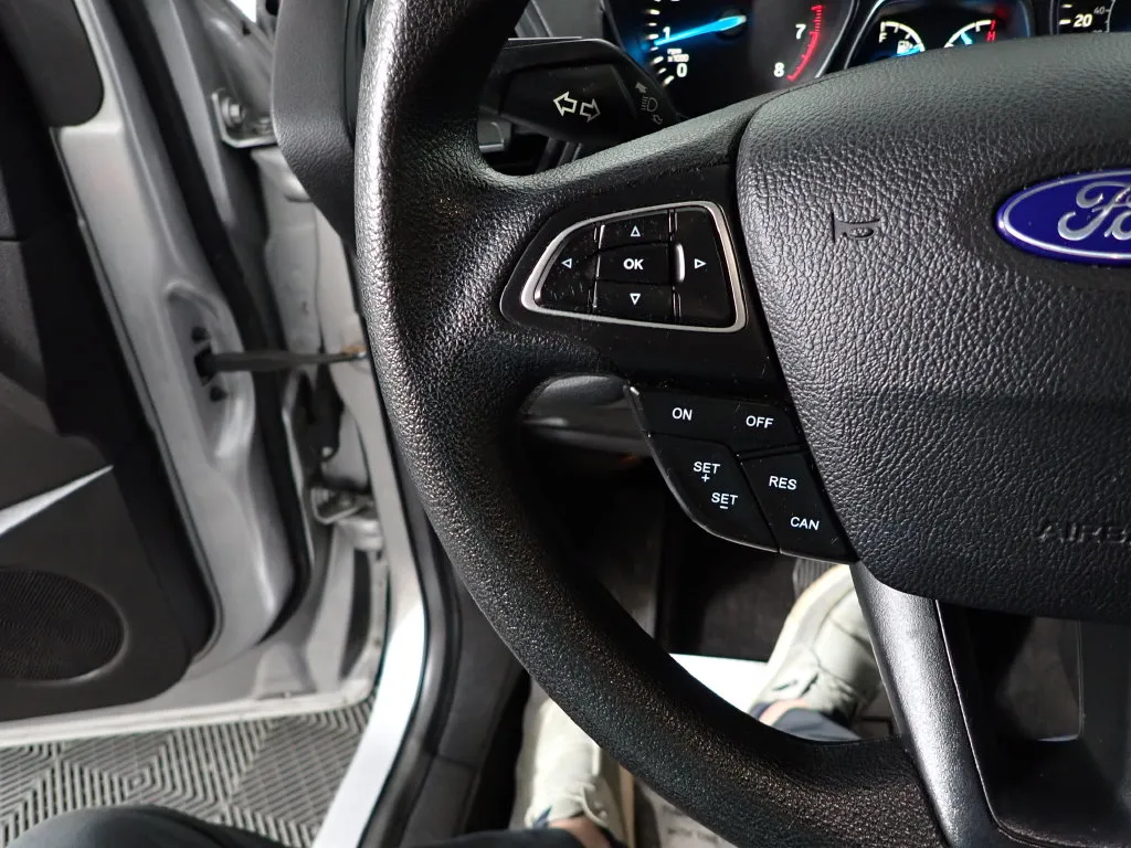 Ford Escape photo 25