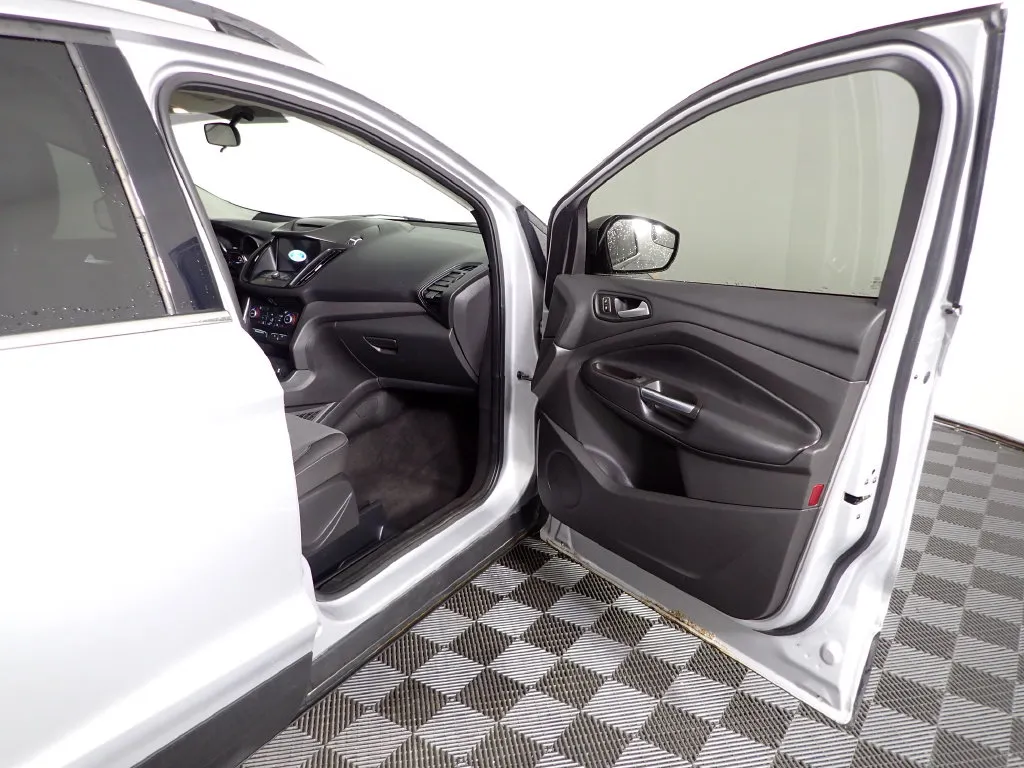 Ford Escape photo 34