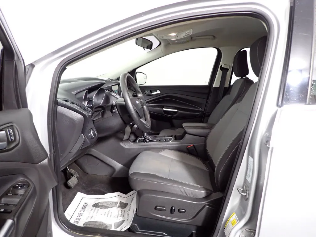 Ford Escape photo 19