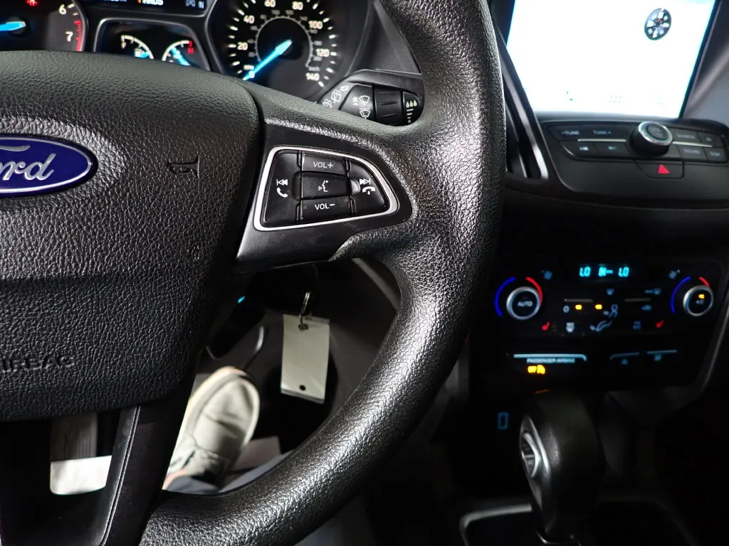 Ford Escape photo 26