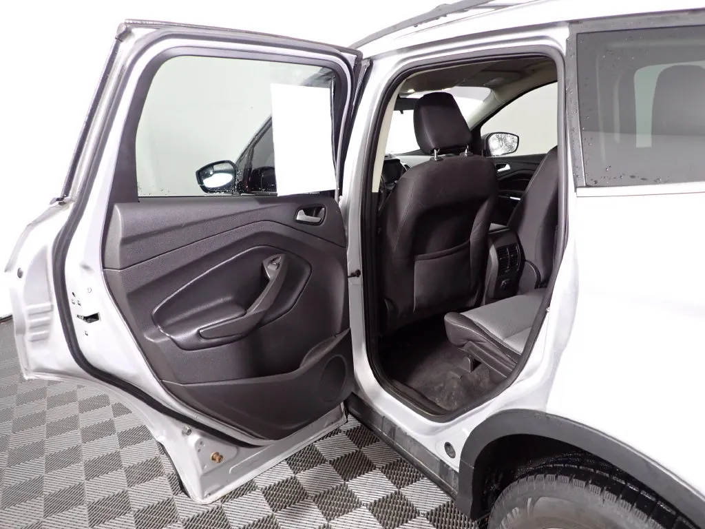 Ford Escape photo 30