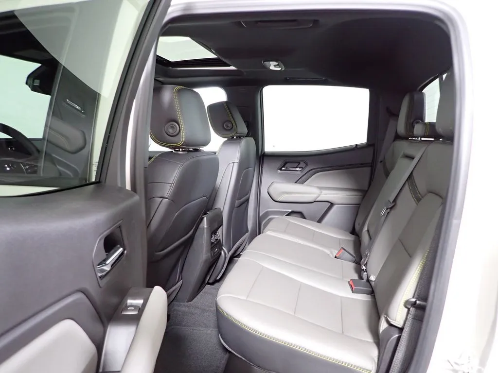 Chevrolet Colorado photo 37