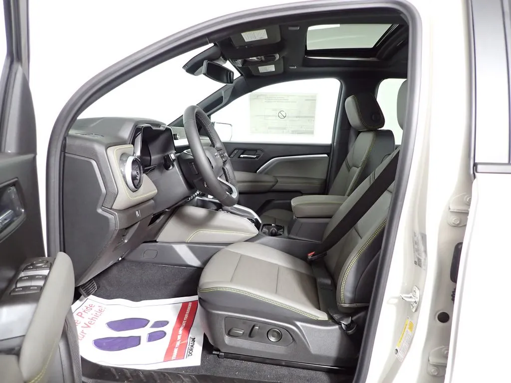 Chevrolet Colorado photo 24