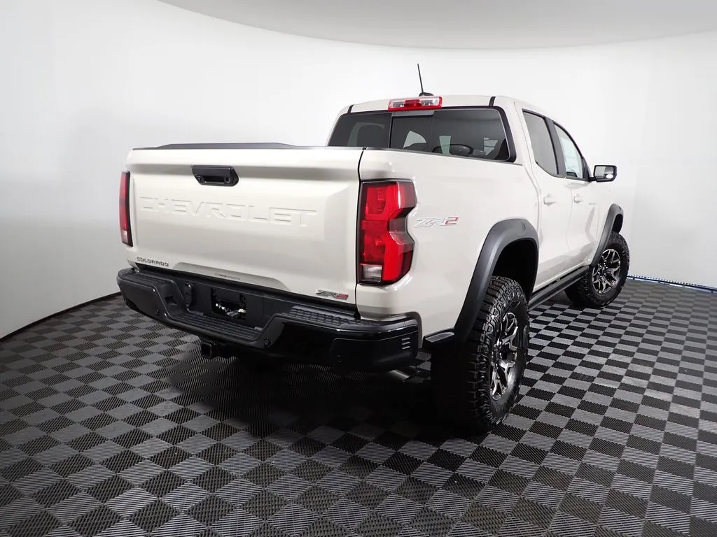 Chevrolet Colorado photo 19