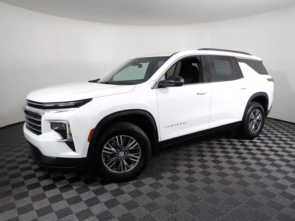 Chevrolet Traverse photo 11
