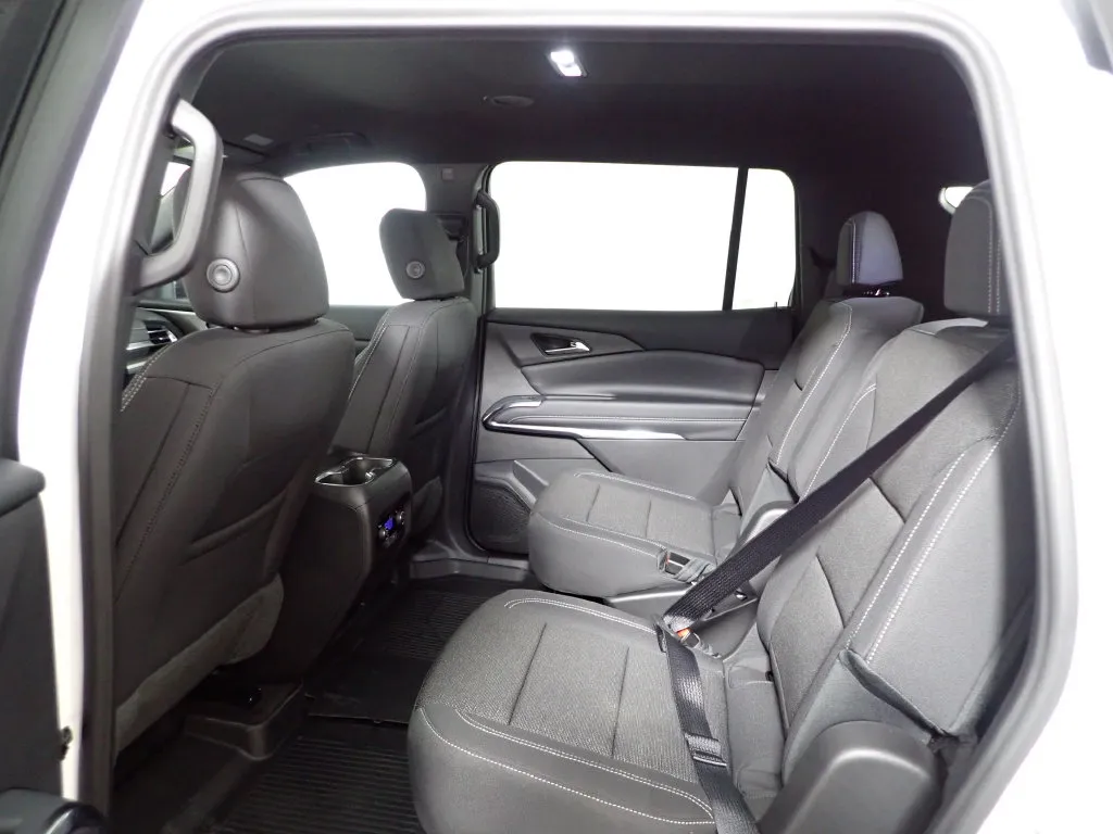 Chevrolet Traverse photo 34