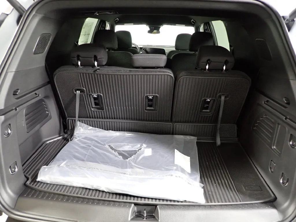 Chevrolet Traverse photo 16