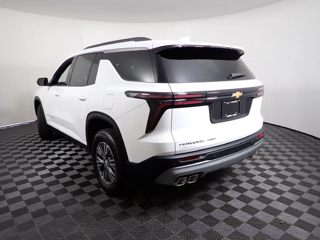 Chevrolet Traverse photo 13