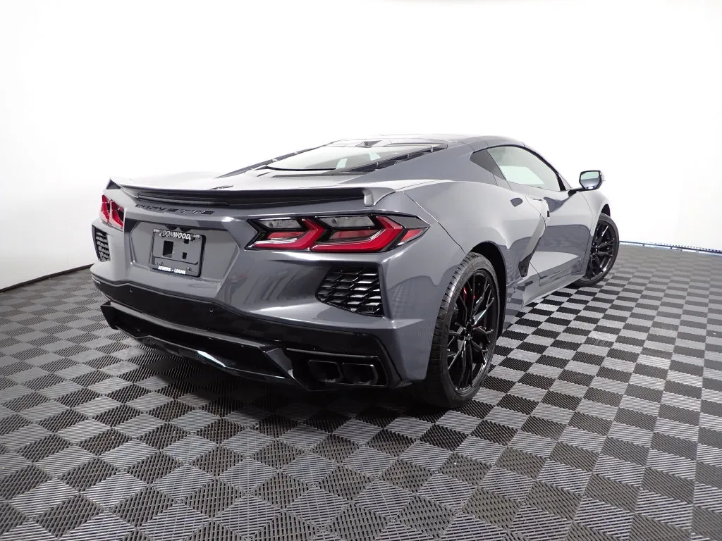 2027 Chevrolet Corvette 1LT - Photo 22