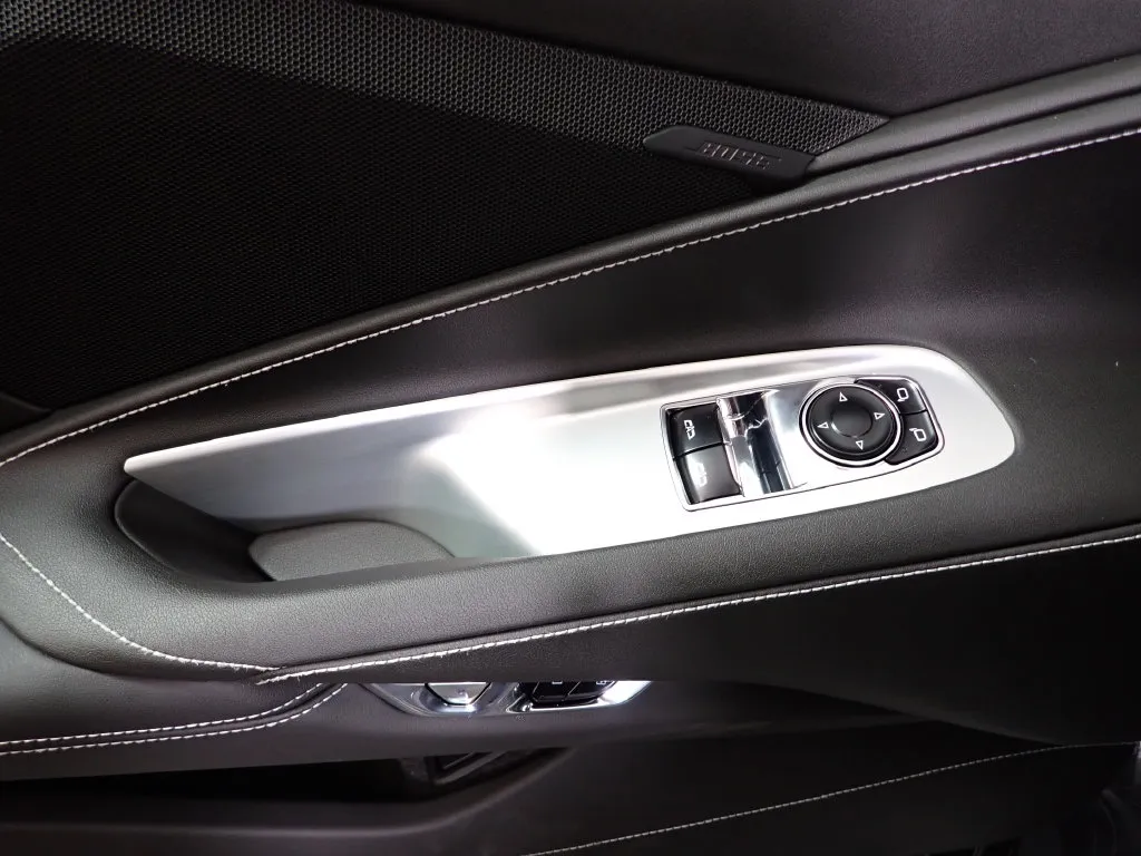 2027 Chevrolet Corvette 1LT - Photo 25