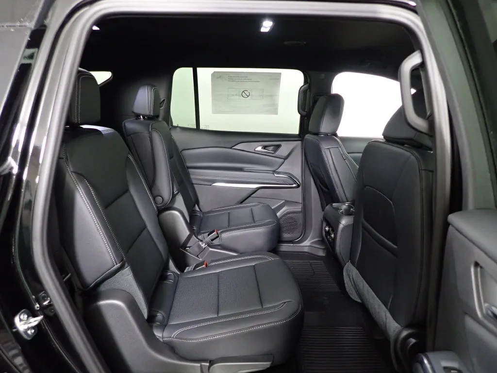 Chevrolet Traverse photo 36