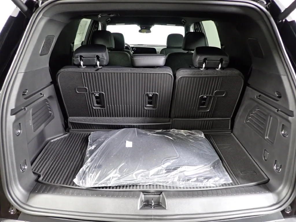 Chevrolet Traverse photo 16
