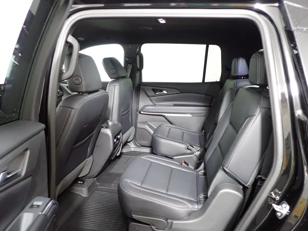 Chevrolet Traverse photo 34