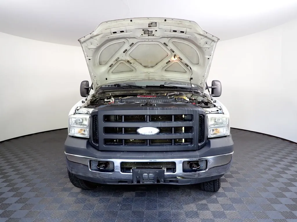 Ford F-250SD photo 36
