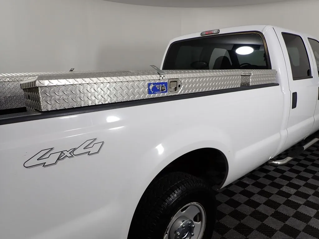 Ford F-250SD photo 15