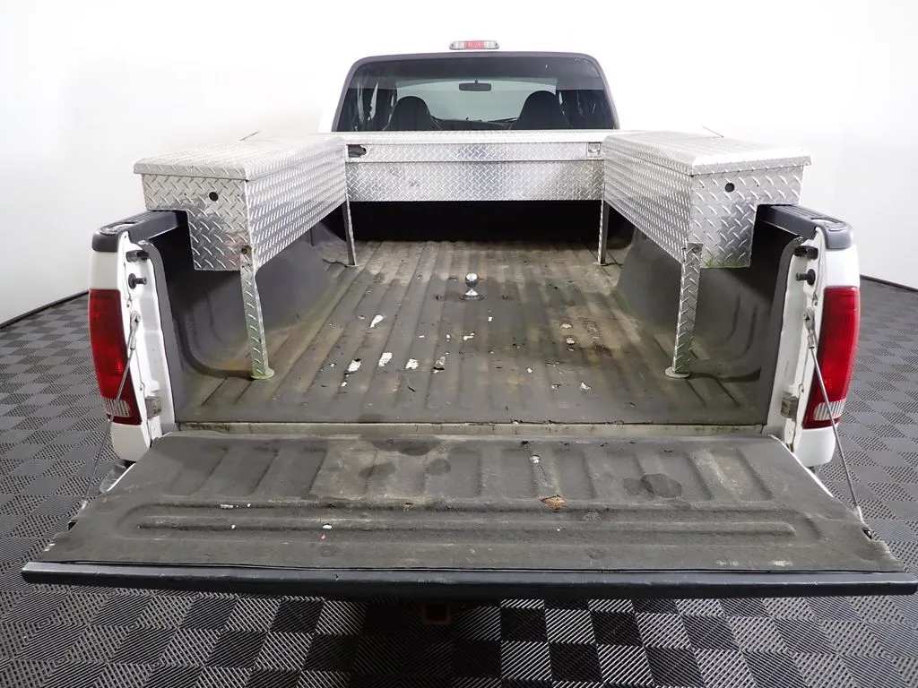 Ford F-250SD photo 13