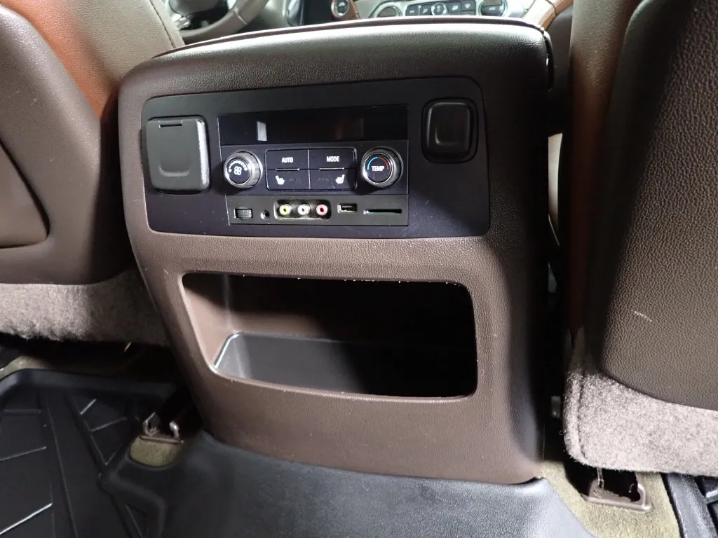 Chevrolet Tahoe photo 42