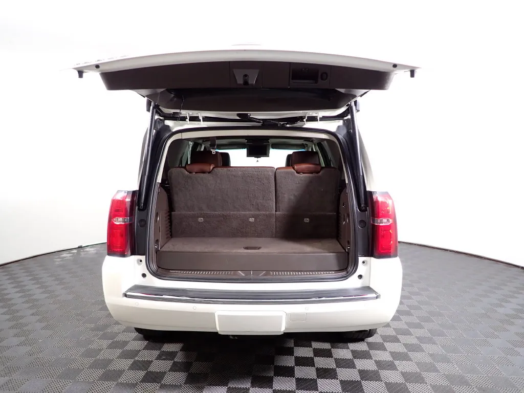 Chevrolet Tahoe photo 18