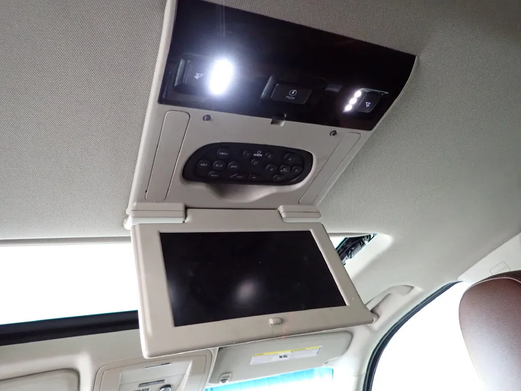 Chevrolet Tahoe photo 9