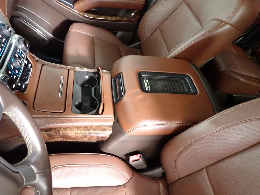 Chevrolet Tahoe photo 35