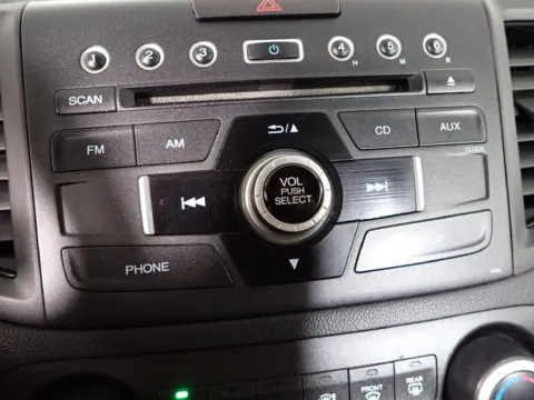 More photos of 2013 Honda CR-V LX at Don Wood Chevrolet, OH