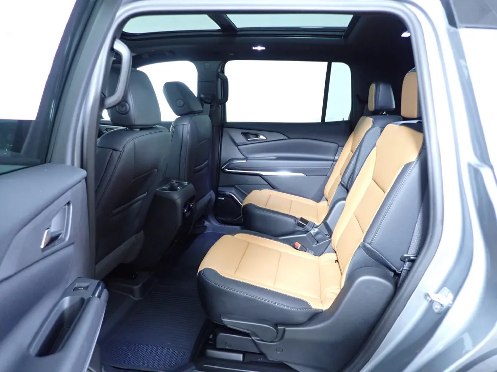 Chevrolet Traverse photo 38
