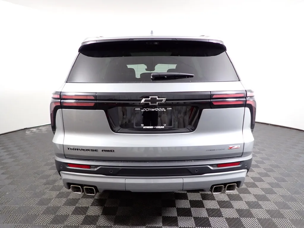 Chevrolet Traverse photo 16