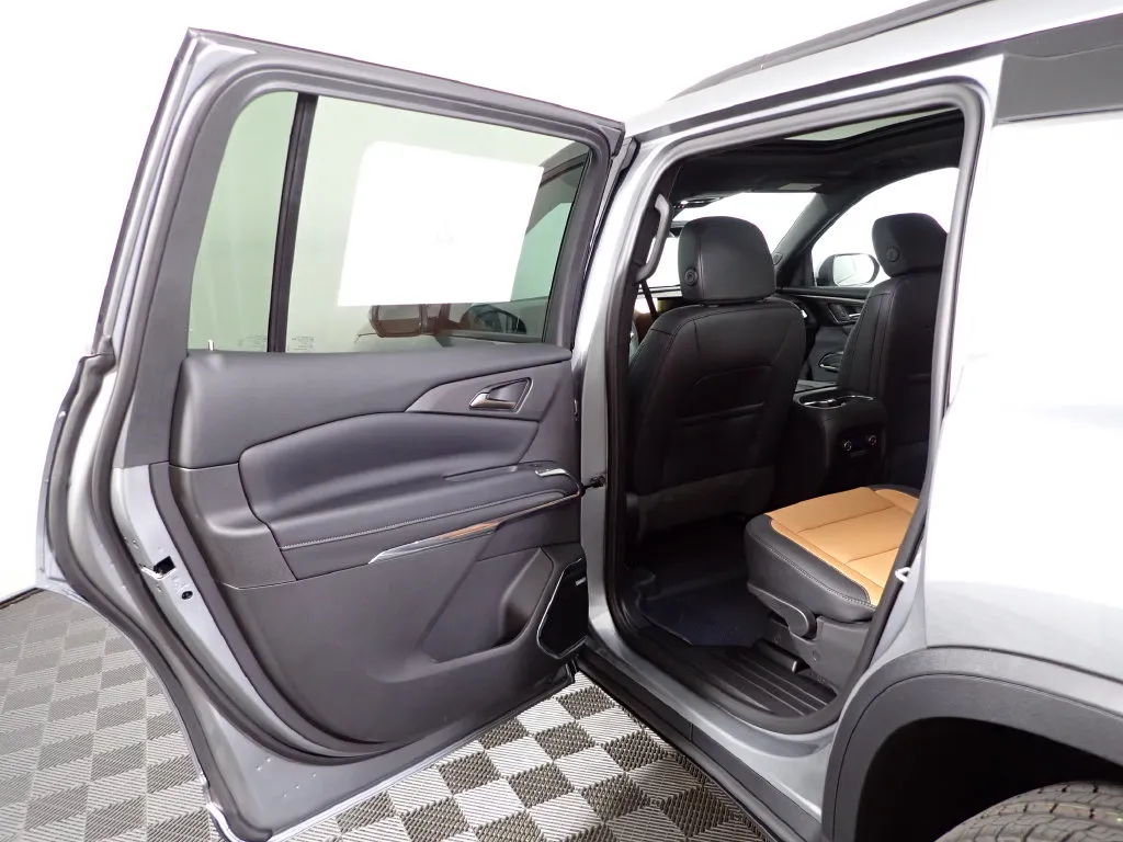 Chevrolet Traverse photo 37