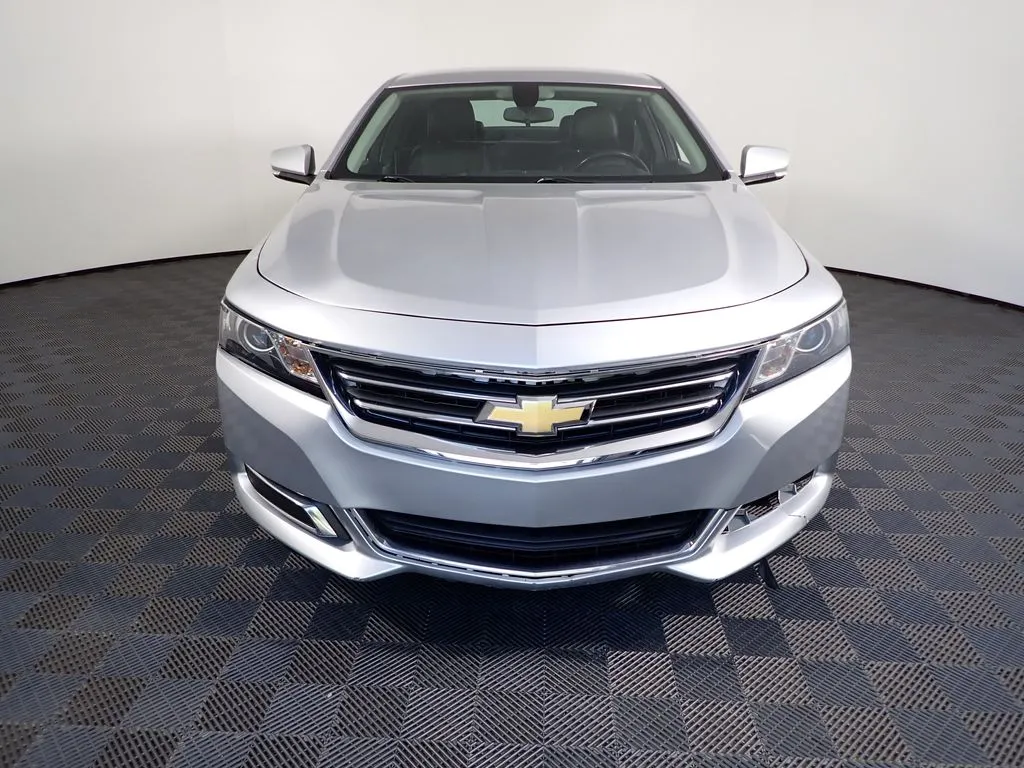 Chevrolet Impala photo 5