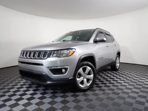 Photos of 2018 Jeep Compass Latitude for sale in Logan, OH at Don Wood Chevrolet