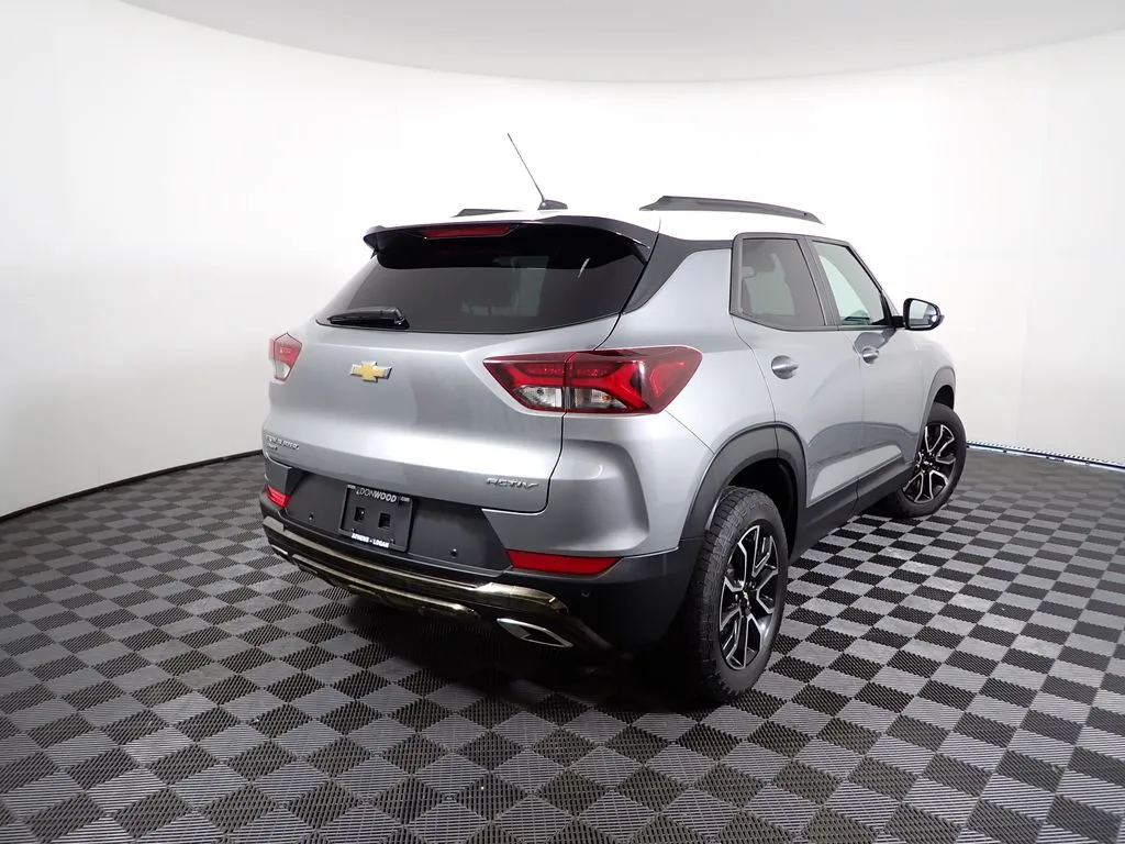 Chevrolet Trailblazer photo 16