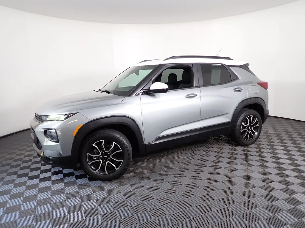 Chevrolet Trailblazer photo 9