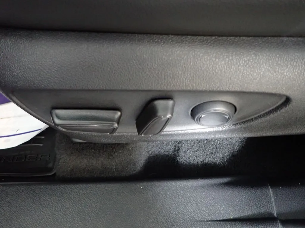 Toyota Highlander photo 22