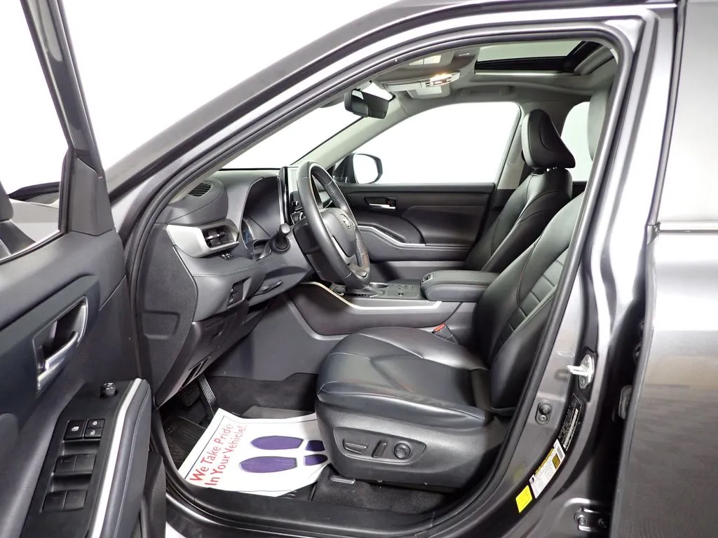 Toyota Highlander photo 20