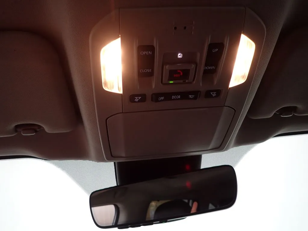 Toyota Highlander photo 29
