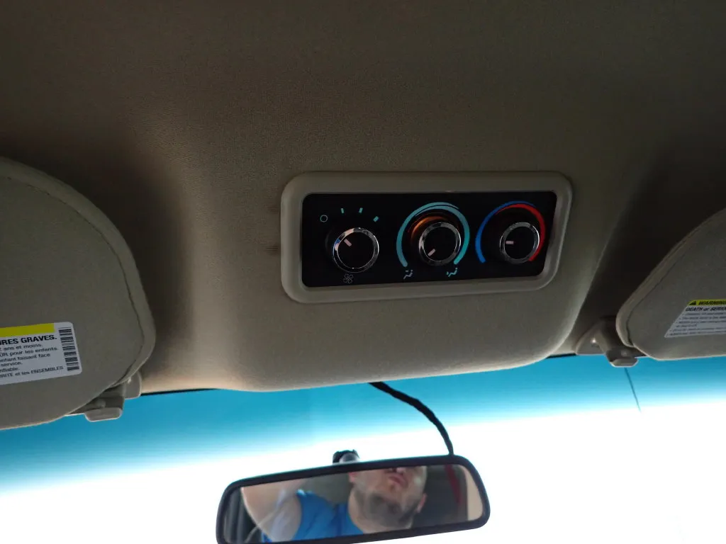 Chevrolet Express photo 27
