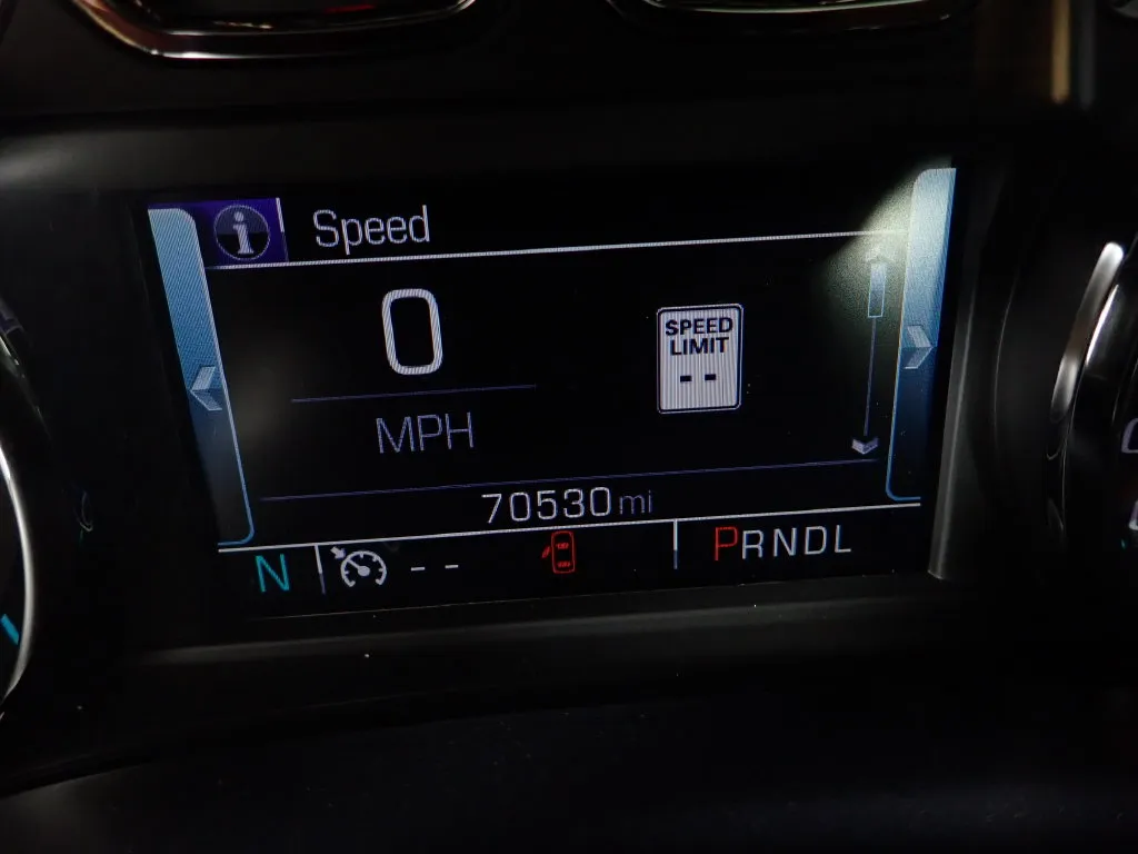 Chevrolet Silverado photo 45