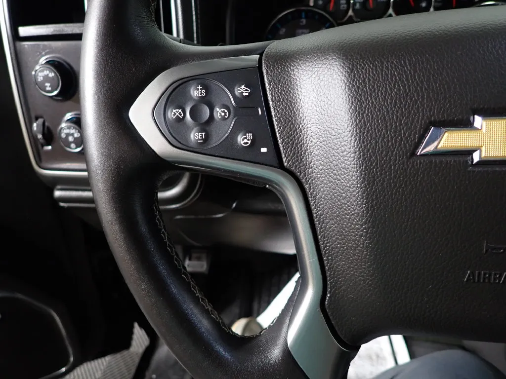 Chevrolet Silverado photo 29