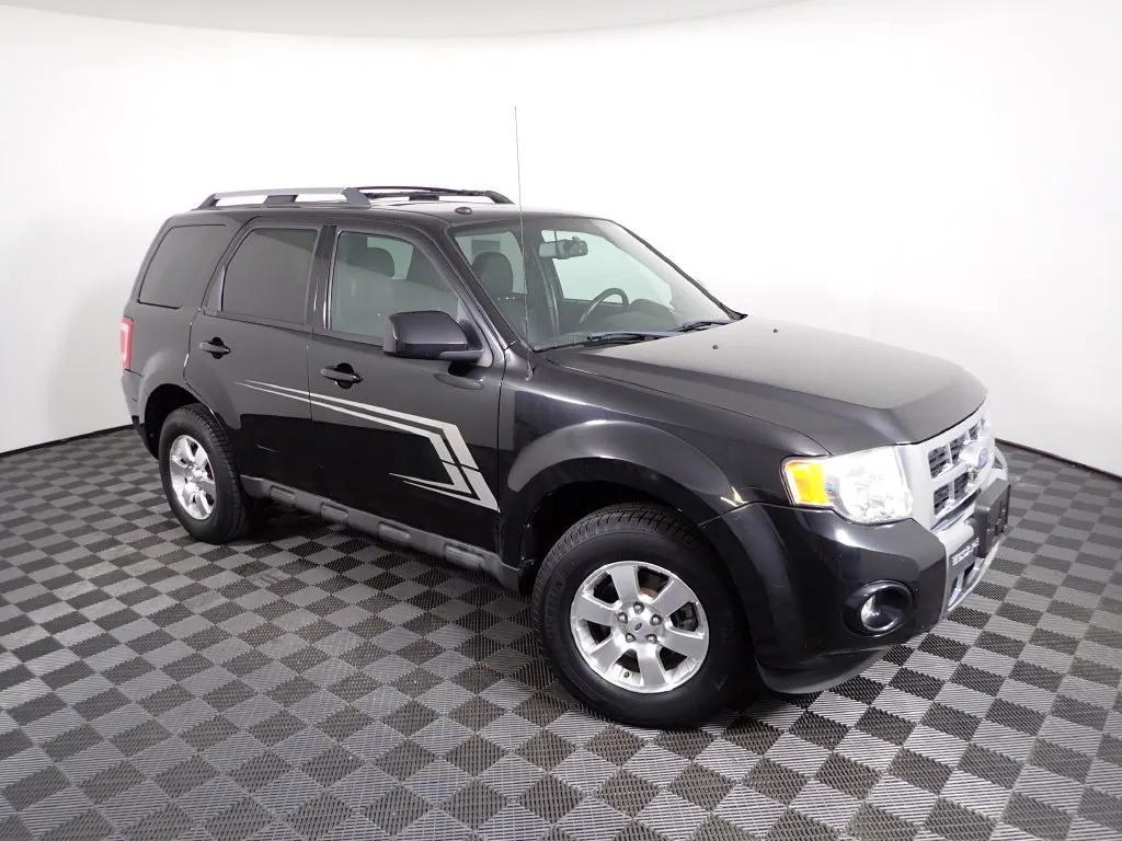 Ford Escape photo 8