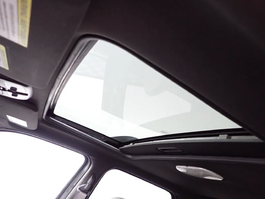 Ford Escape photo 7