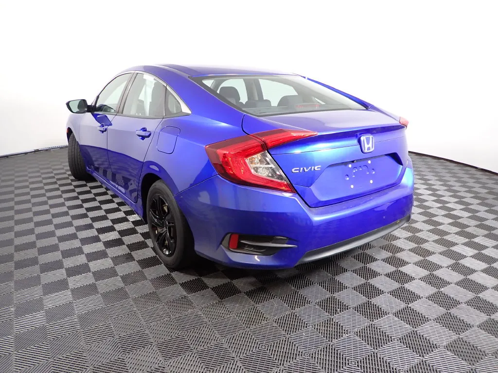 Honda Civic photo 8