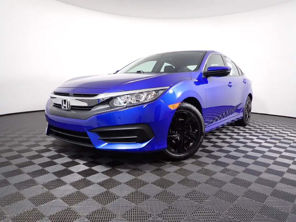 Honda Civic photo 2