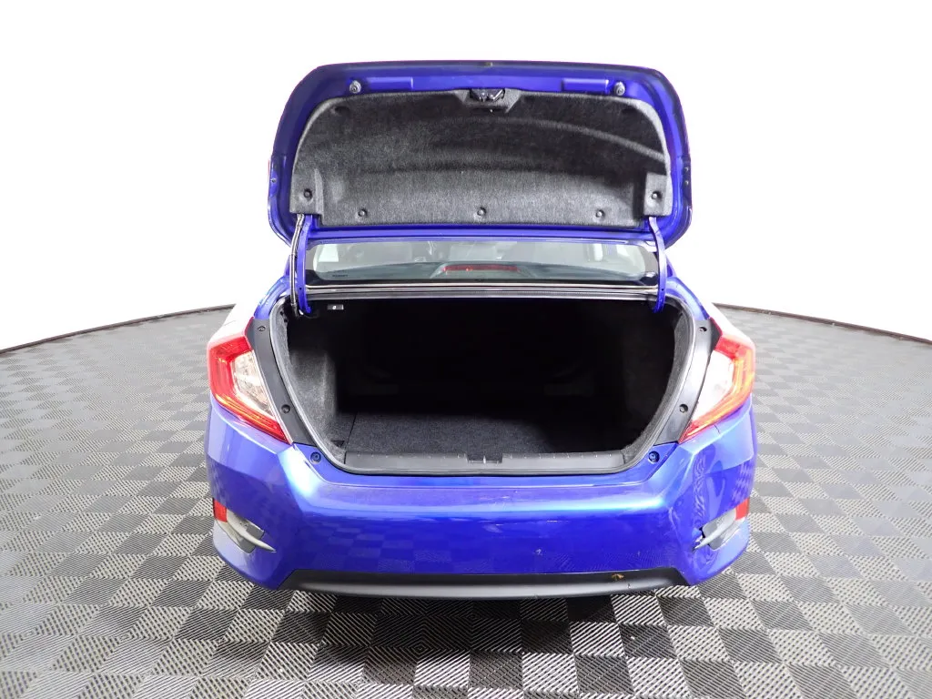 Honda Civic photo 11