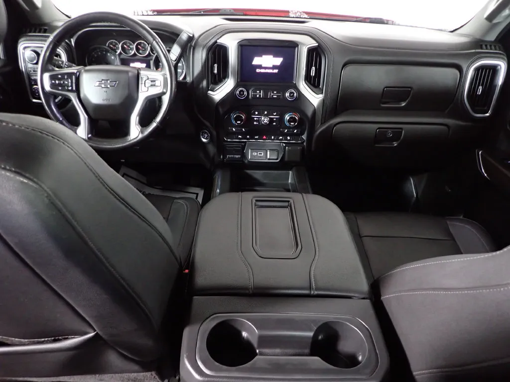 Chevrolet Silverado photo 31
