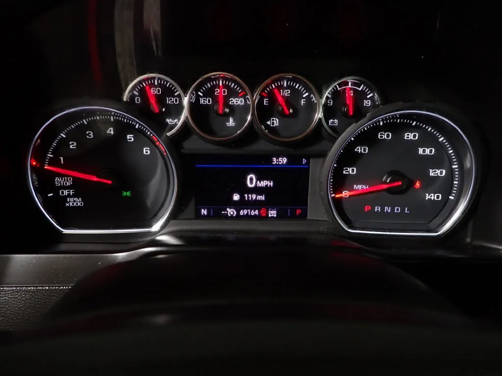 Chevrolet Silverado photo 25