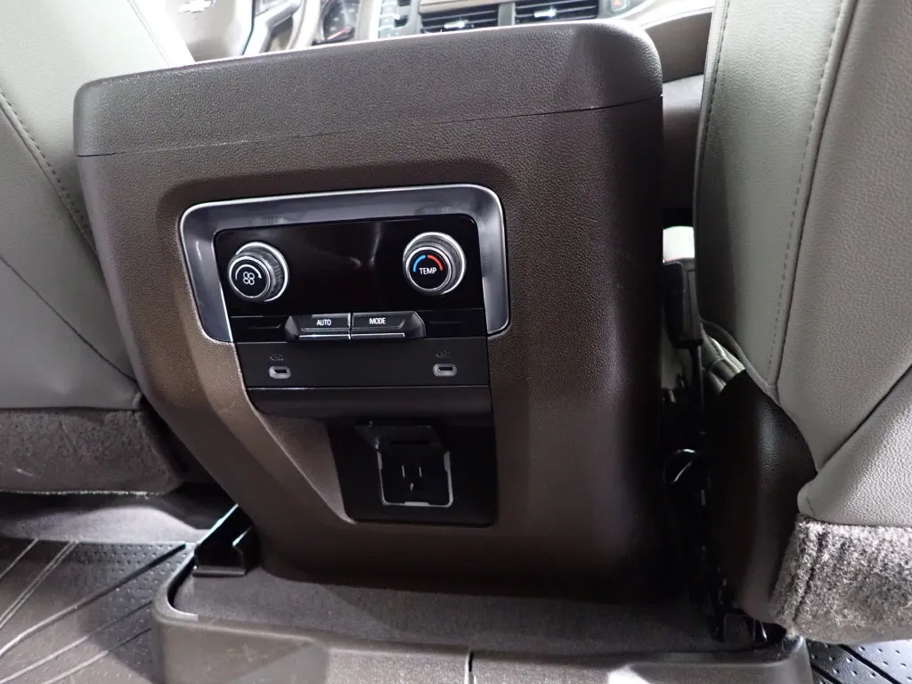 2021 Chevrolet Suburban LT - Photo 41