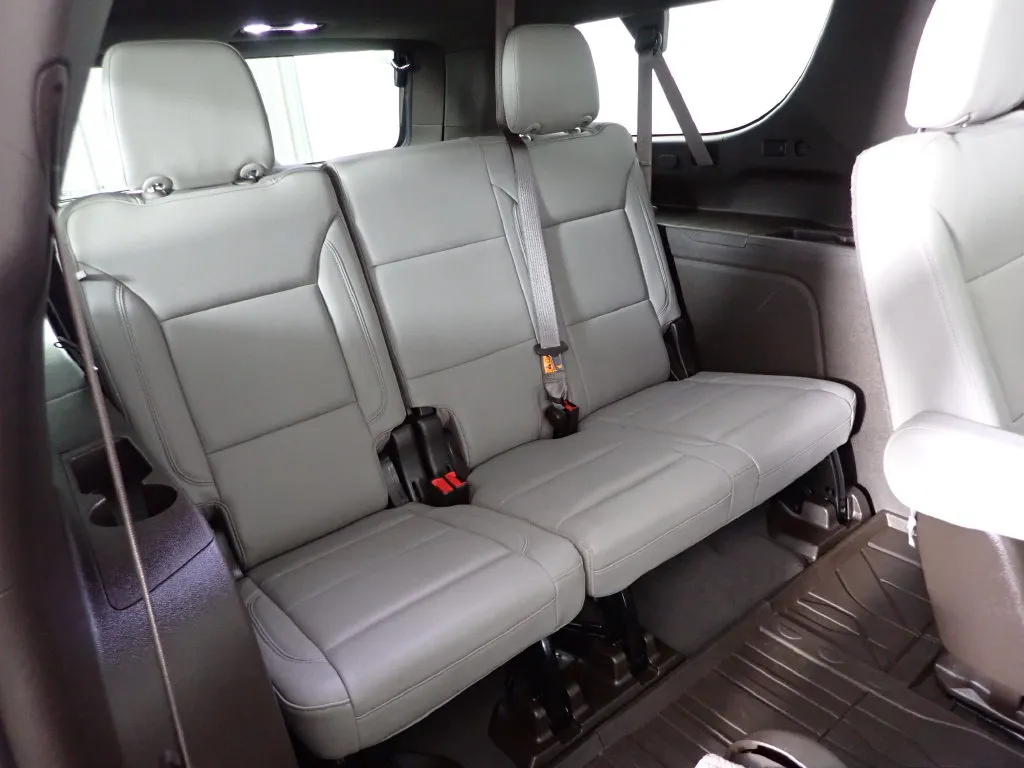 2021 Chevrolet Suburban LT - Photo 40