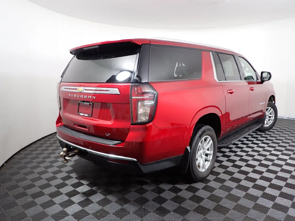 2021 Chevrolet Suburban LT - Photo 20