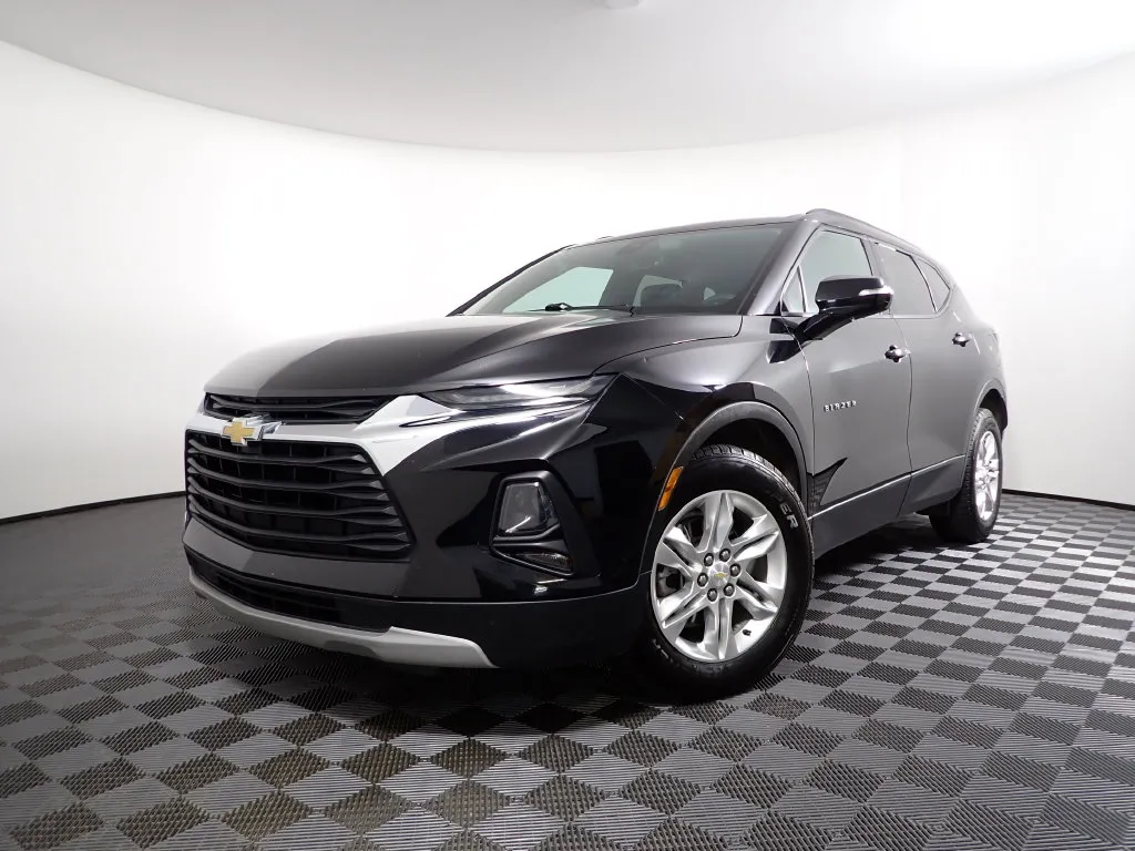 Chevrolet Blazer photo 2